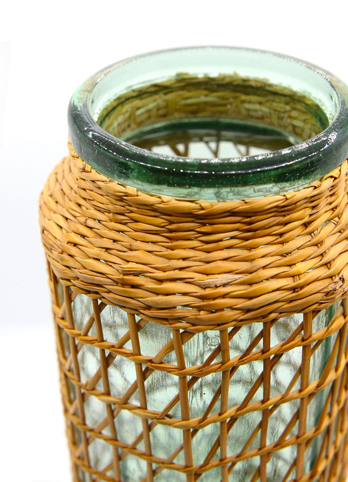 FRANCE - GRAND POT SEVENTIES EN VERRE ENTOURÉ D'OSIER TRESSÉ