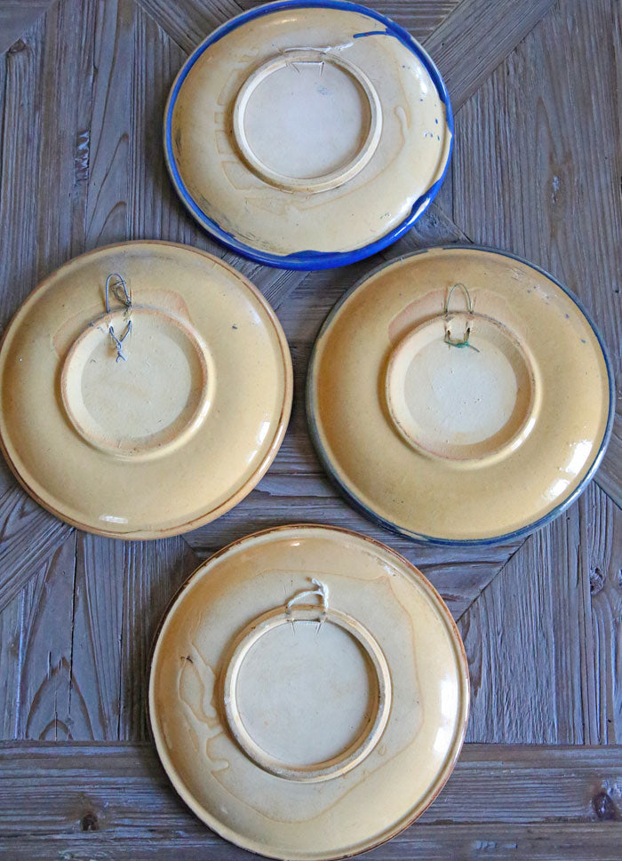 FRANCE -  LOT DE 4 ASSIETTES ANCIENNES ET ARTISANALES SAVOYARDES