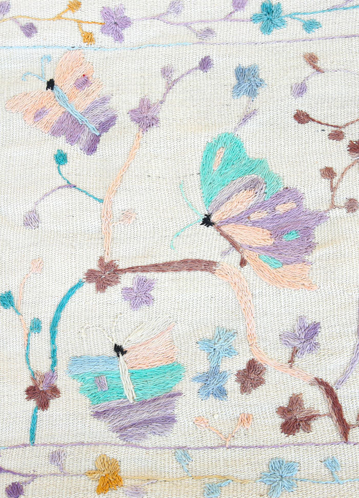 PAKISTAN - COUSSIN EN LAINE BRODÉ DE PAPILLONS ET FLORAISONS PASTEL