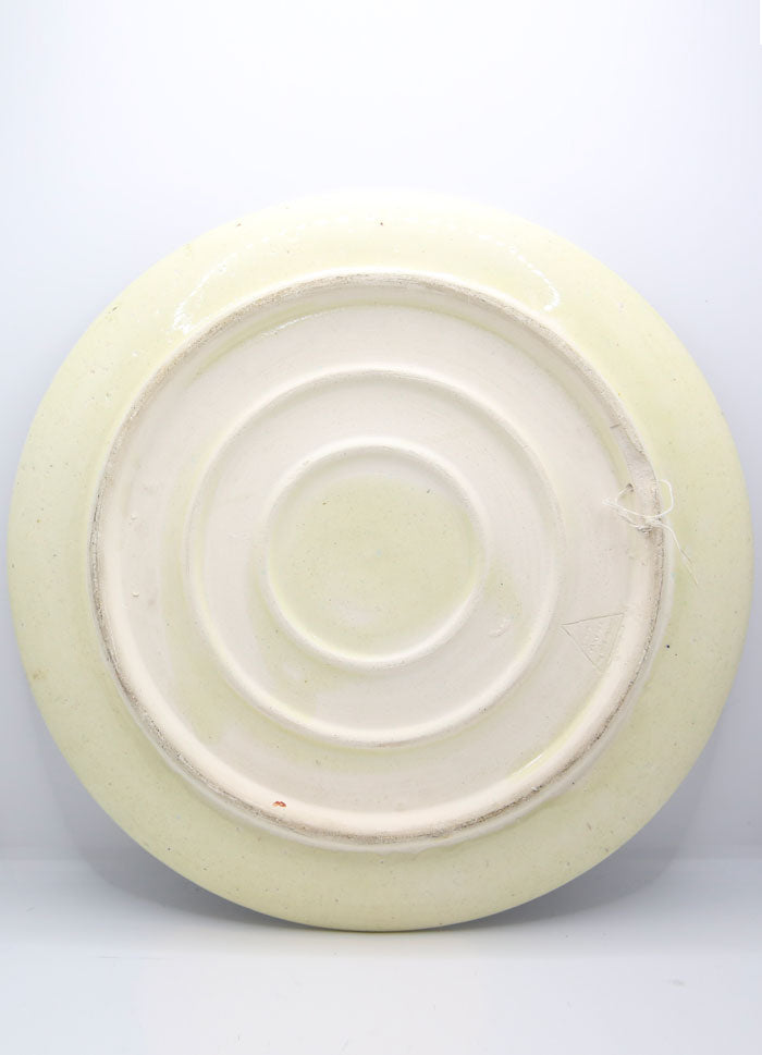 TURQUIE - PLAT DE KUTAHYA AUX MOTIFS FLORAUX ET ETHNIQUES