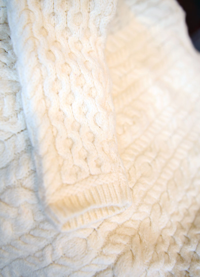 IRLANDE - PULL VINTAGE BLANC EN LAINE MERINOS ARAN CRAFTS