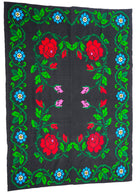 ROUMANIE - TAPIS TRADITIONNEL ANCIEN ET SES FLEURS BOHÈMES
